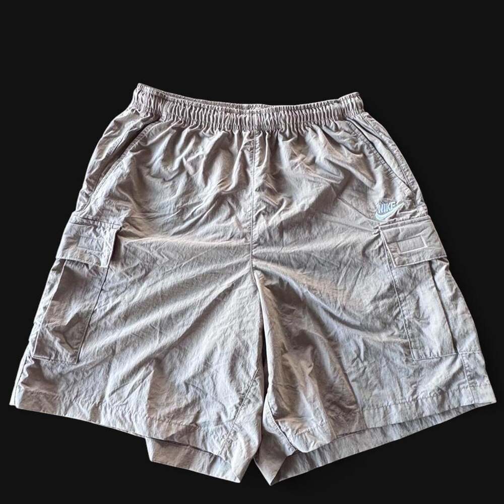 Nike Women's Tan and Cream Shorts